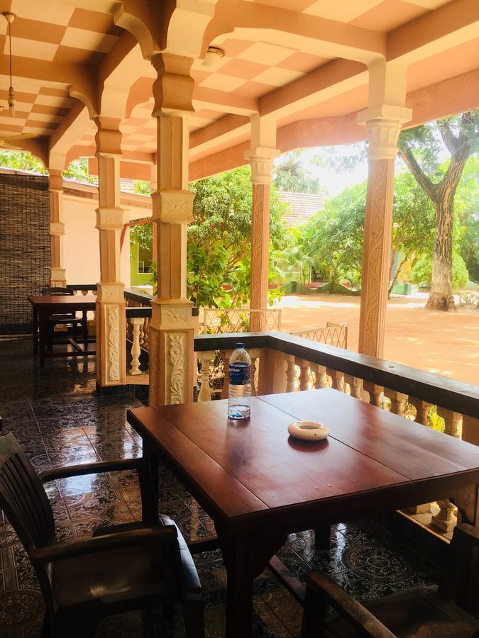 New Land Guest House バッティカロア エクステリア 写真